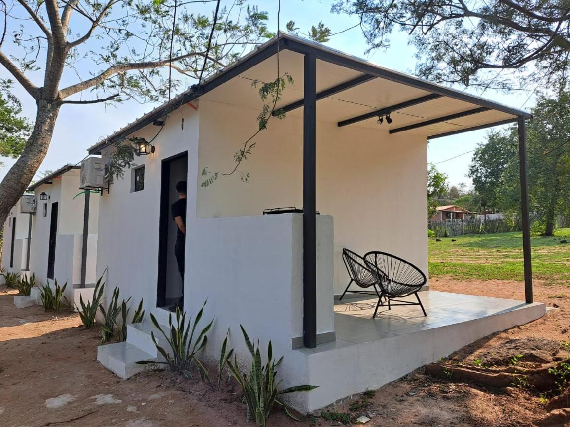 Posada San Miguel Paraguari Esterno foto